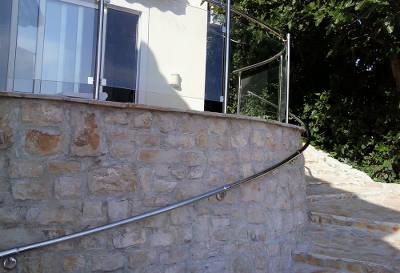 Ograda od pleksiglasa